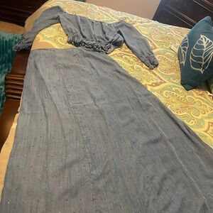 New 2 piece skirt with nice top